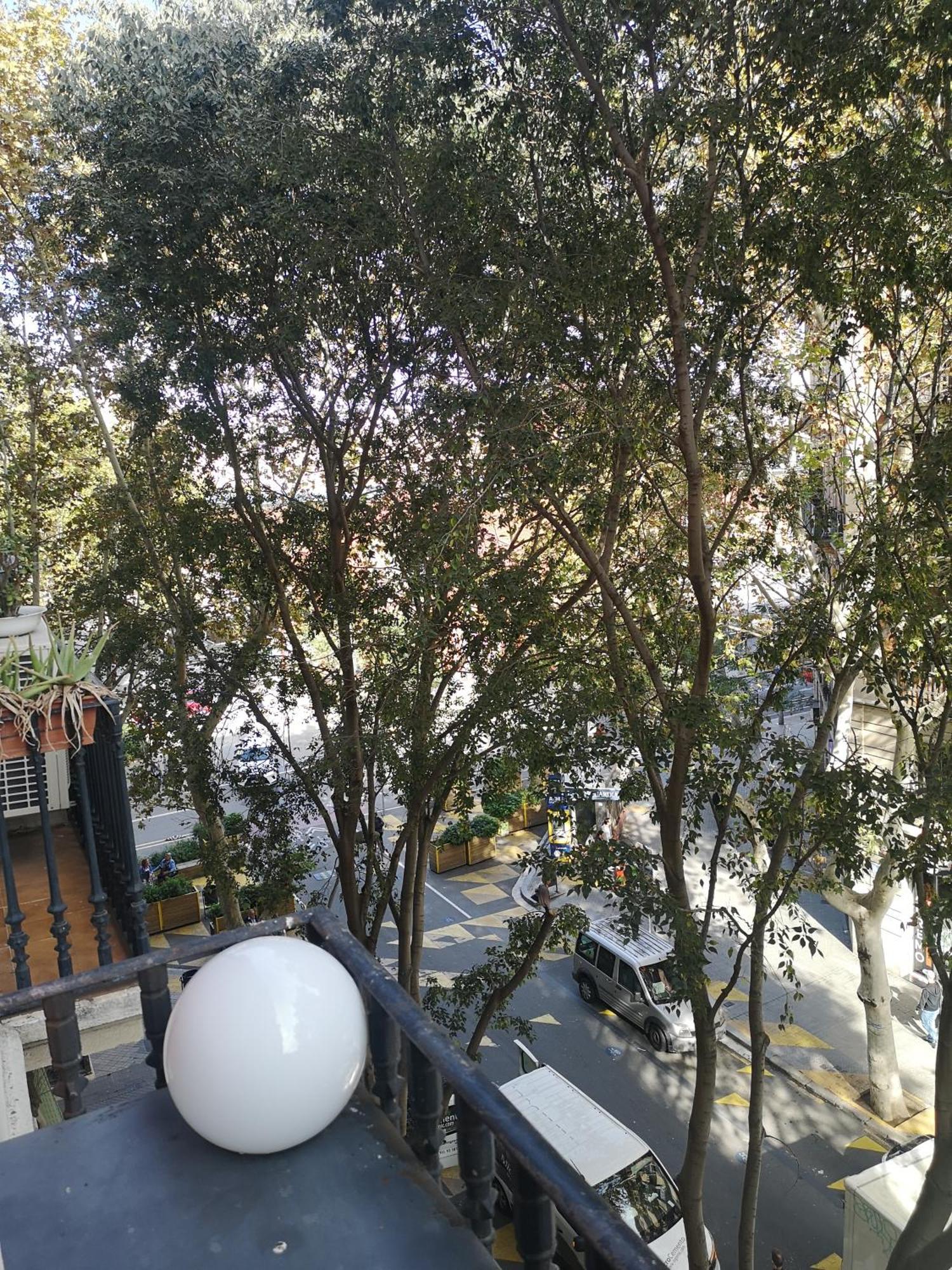 Aparteasy - Family Sant Antoni Apt. Барселона Экстерьер фото