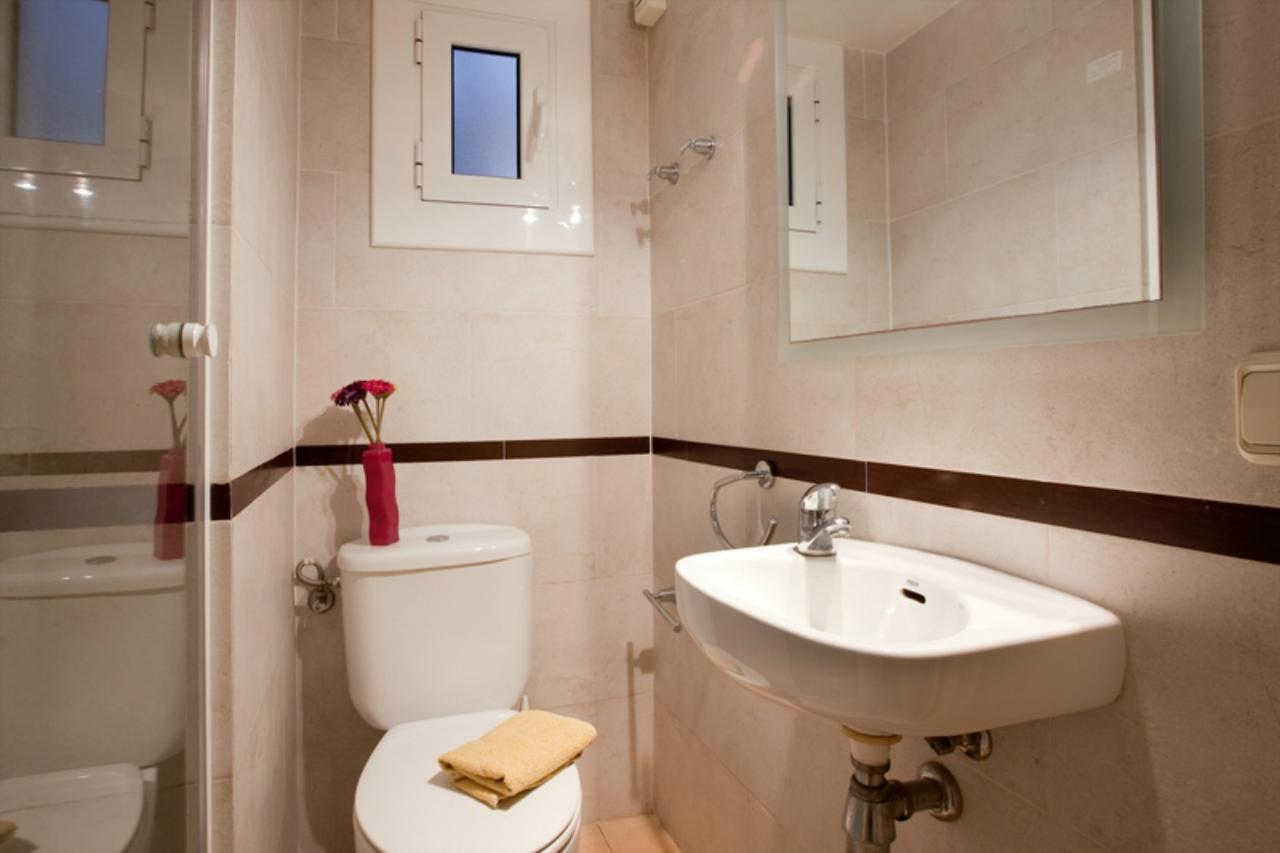 Aparteasy - Family Sant Antoni Apt. Барселона Экстерьер фото